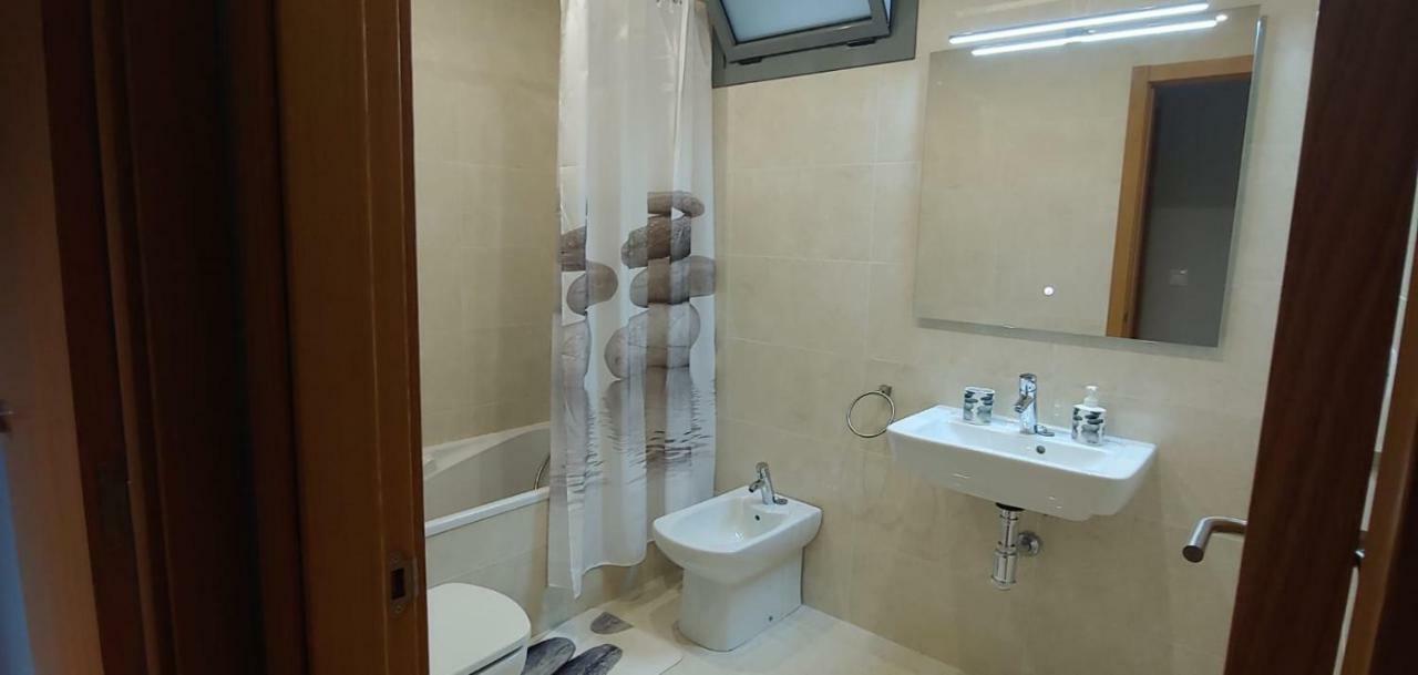 Ferienwohnung Atico Exclusivo Bueu Centro, 50M Playa Exterior foto